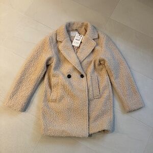 Gorgeous Zara girls fluffy cream jacket